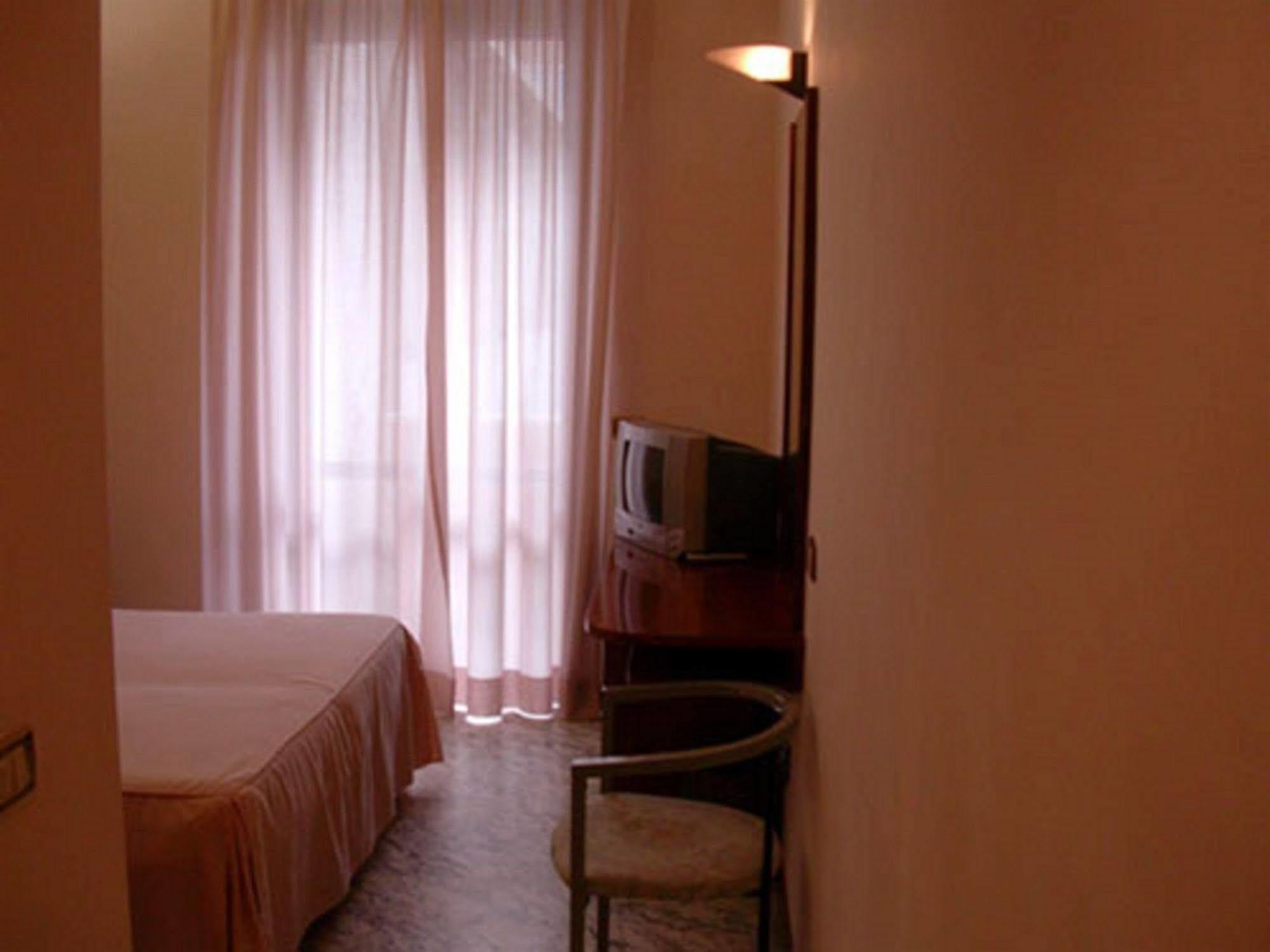 Hotel Excelsior Monticchio  Buitenkant foto