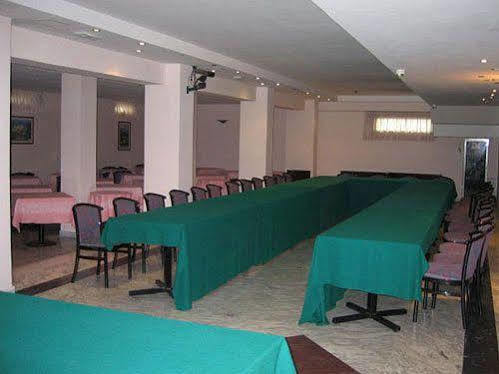Hotel Excelsior Monticchio  Buitenkant foto